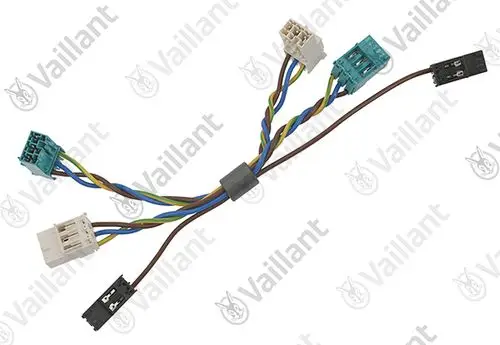 Vaillant Kabelbaum mit mehreren Anschlusssteckern, vernetzt durch mehrfarbige Drähte, für elektrische Verbindungen in Heizsystemen.